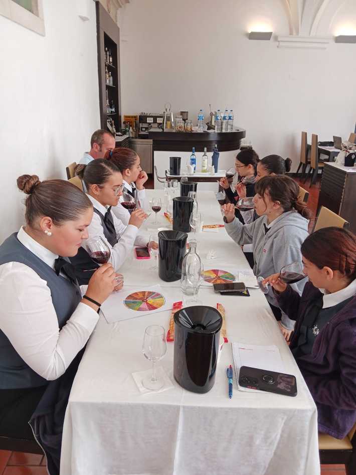 Workshops que promovem experiências sensoriais