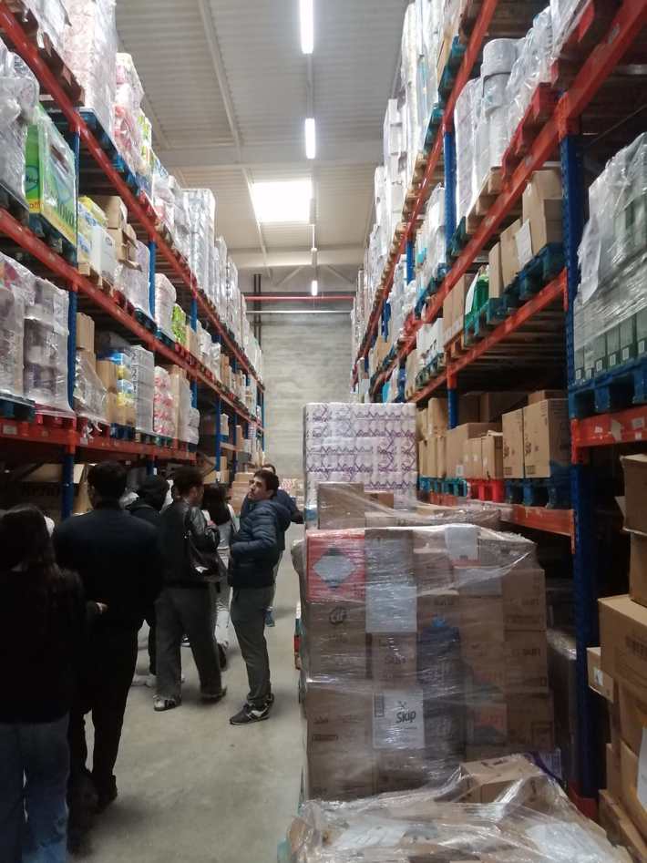 CEF de Logística da EPVT em visita ao E.Leclerc 