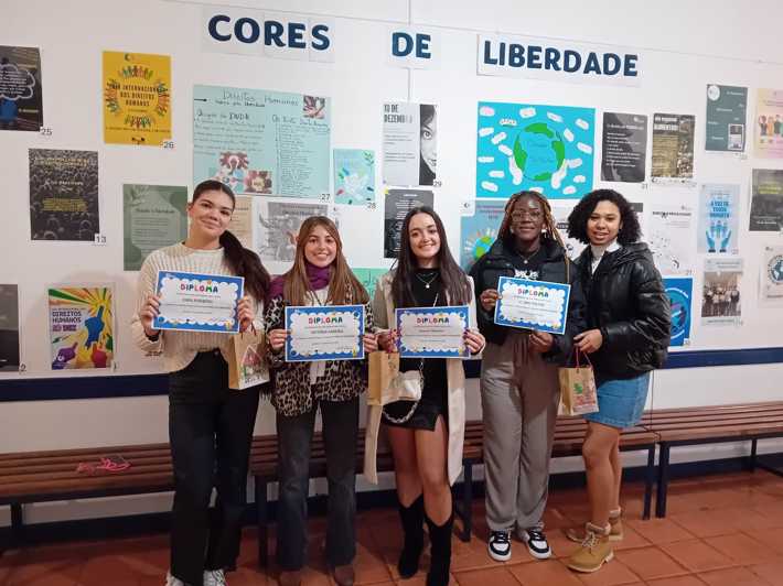 EPVT Celebra o Dia Internacional dos Direitos Humanos com criatividade e reflexão