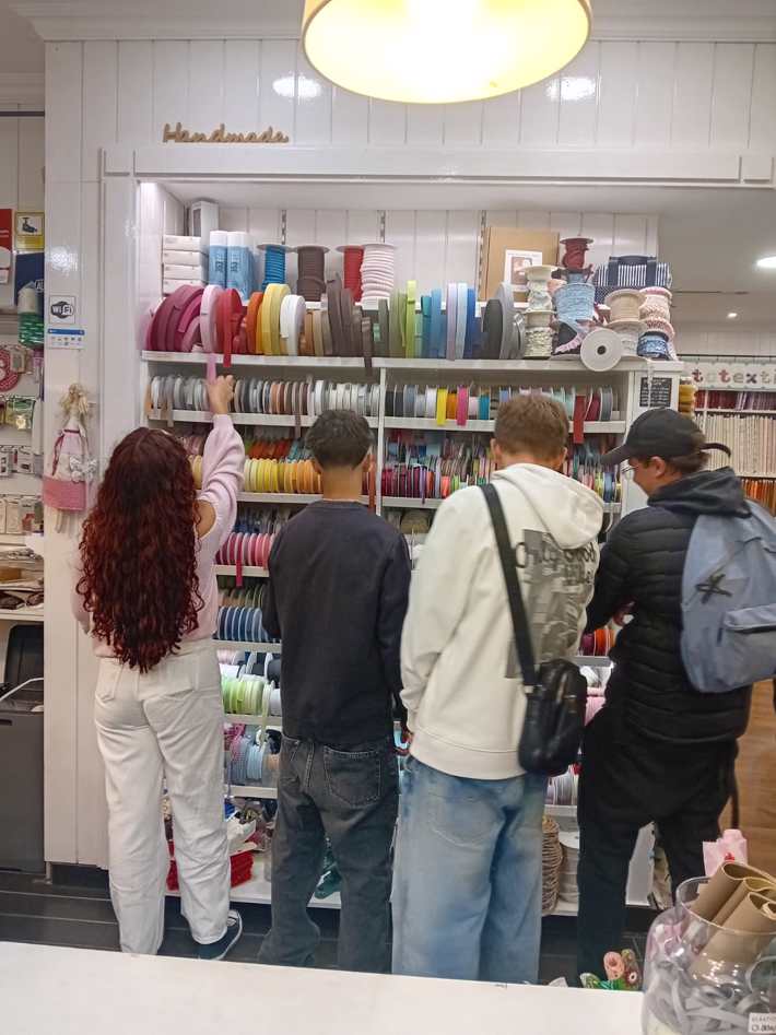 Aula de Neuromarketing leva alunos da EPVT ao comércio de Santarém 