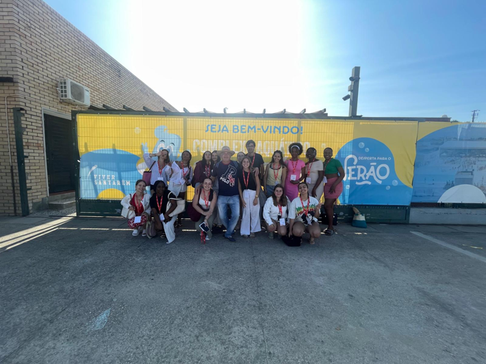 Alunos de Turismo da EPVT colaboram nas comemorações do Dia da Criança em Santarém
